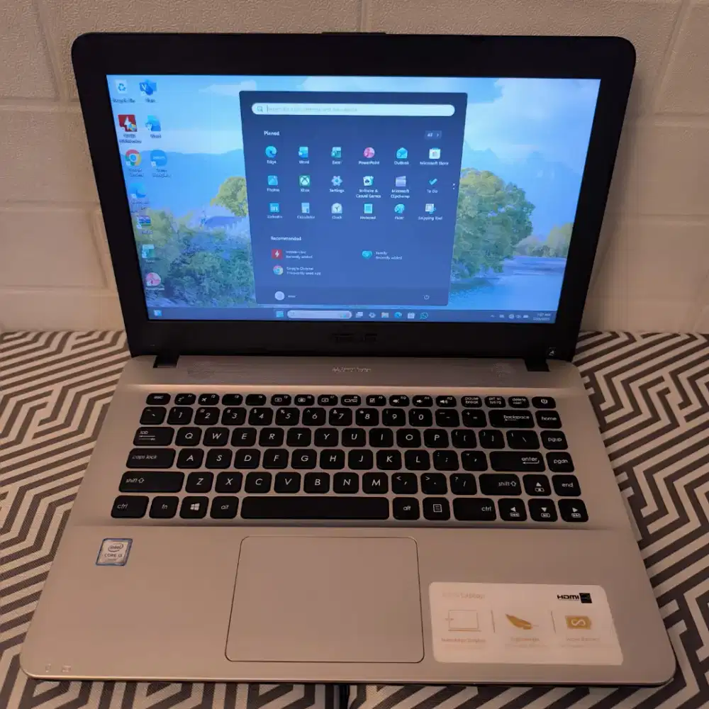 Laptop ASUS X441UV Core i3 RAM 8GB SSD 256GB Fullset LIKE NEW