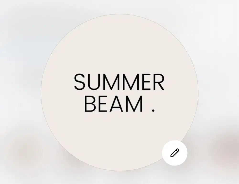 HOST LIVE FASHION + SOCIAL MEDIA