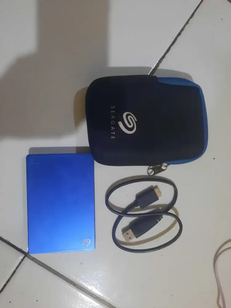 hardisk eksternal SSD seagate Kapasitas 2 TB