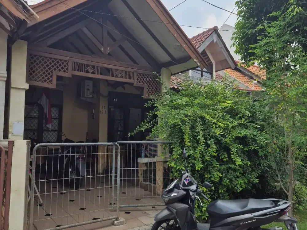 Rmh dgn KT 2+1, KM 1+1, @ jl Anyelir 2 - Kemang Pratama 2 Bekasi, LT 108 (6x18m),Shm, carport 1mbl