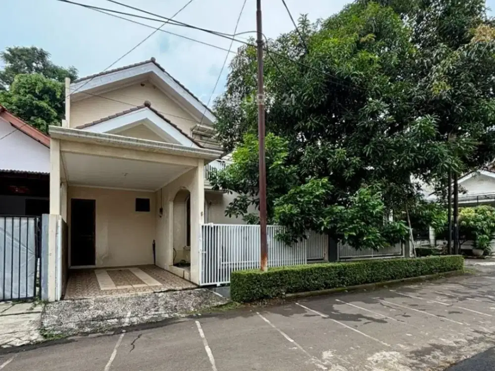 Dijual Rumah Hook Bintaro Jaya Sektor 2 Lokasi Strategis