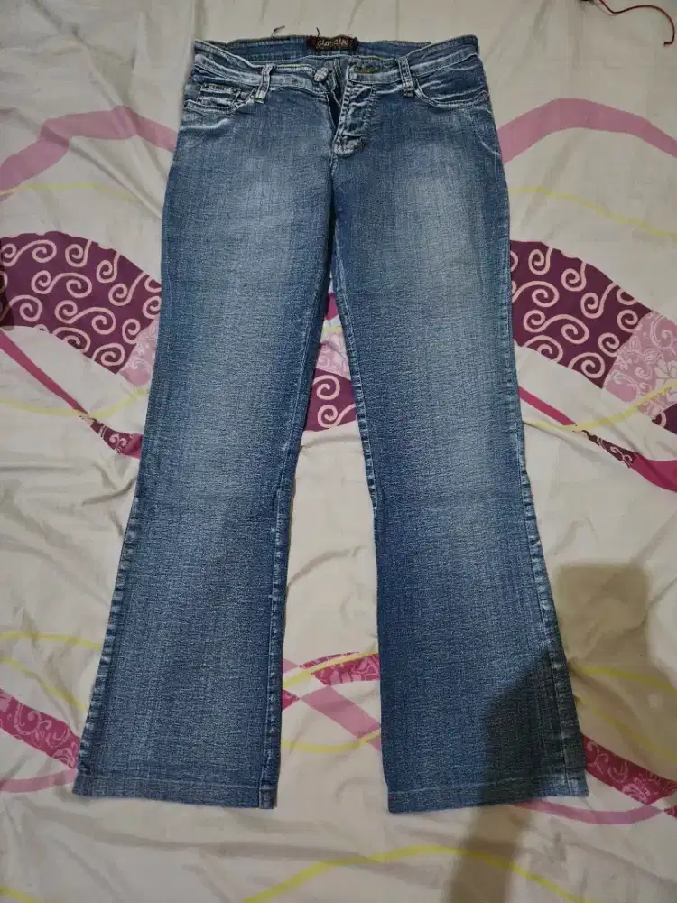 Celana jean murah ukuran 28