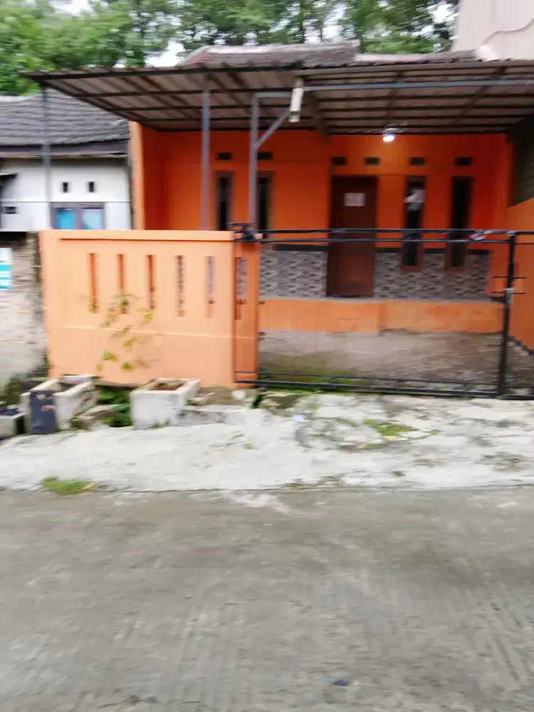 Disewakan rumah di Padalarang