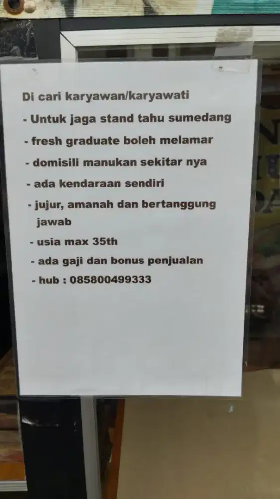 Di cari karyawati utk jaga stand tahu sumedang