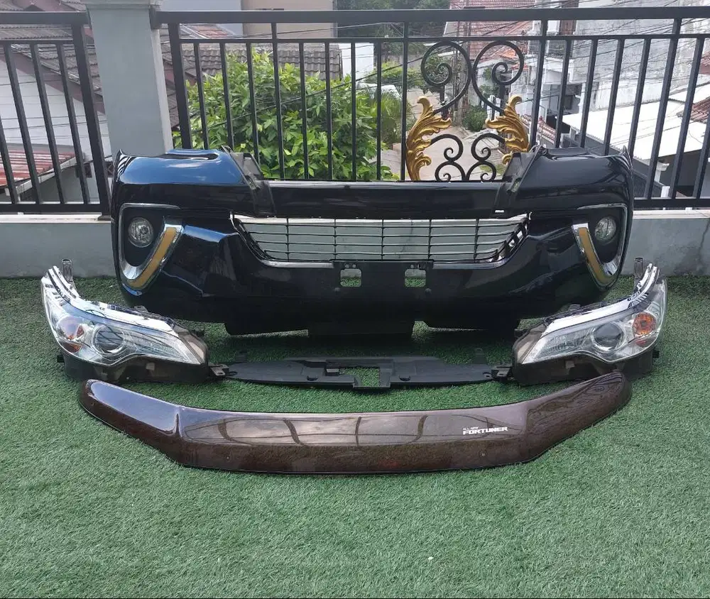 Bumper & lampu Toyota Fortuner tipe G  tahun 2017-2019