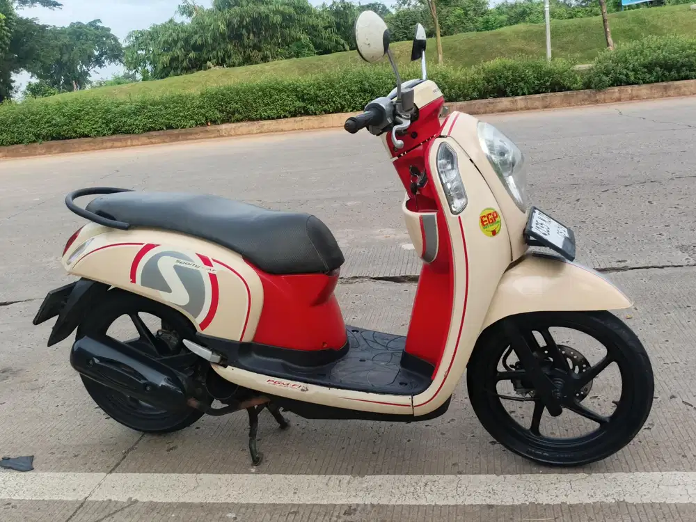 Honda Scoopy 2014  stater tokcer halus mulus terawat