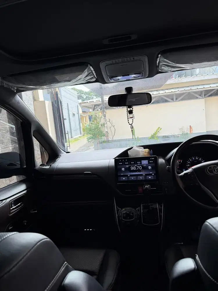 Toyota Voxy 2018 Bensin