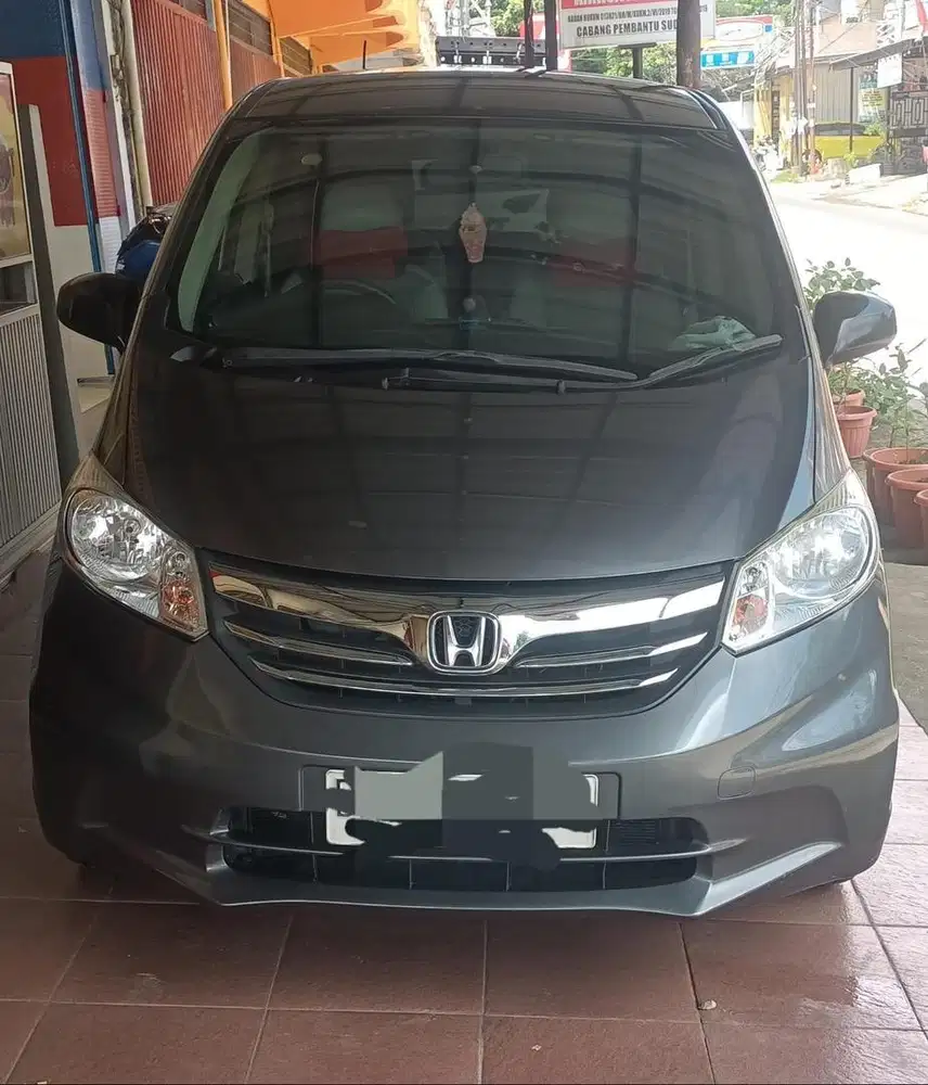 Honda Freed Type A Matic 2013
