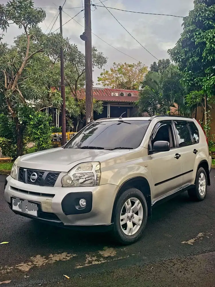 Nissan X-Trail 2009 Bensin