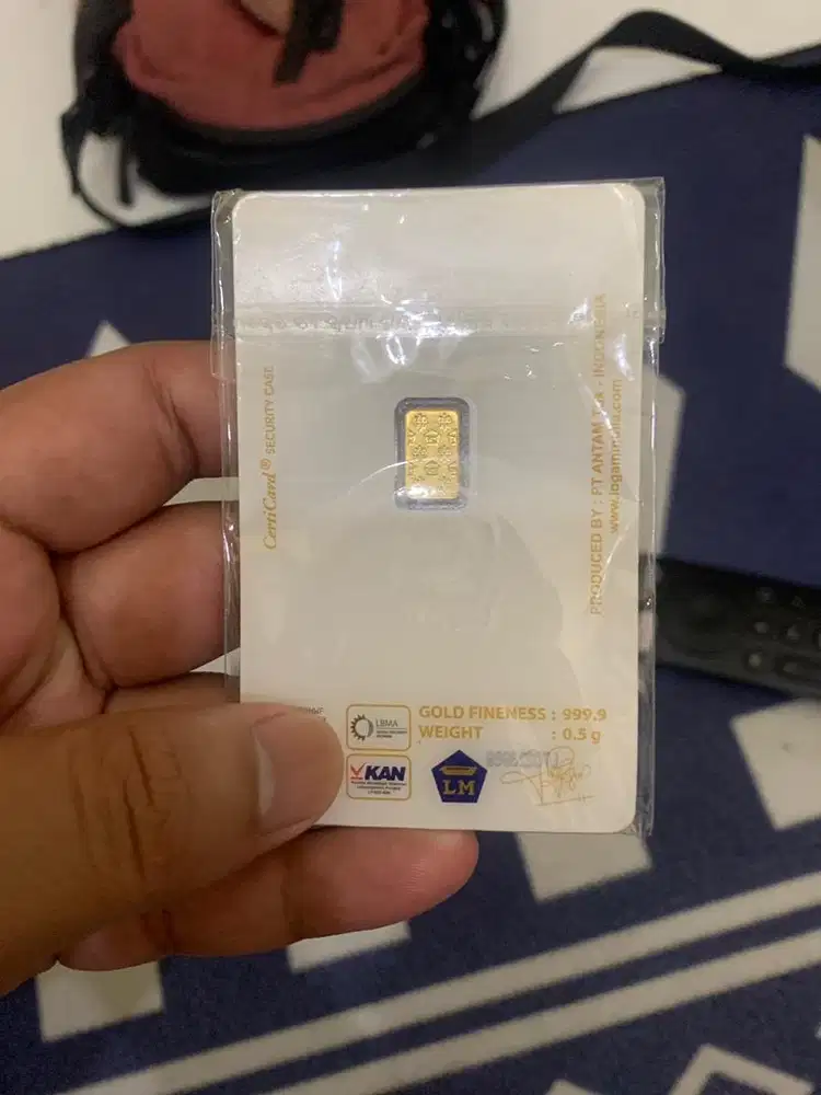 Emas antam 0,5 gram