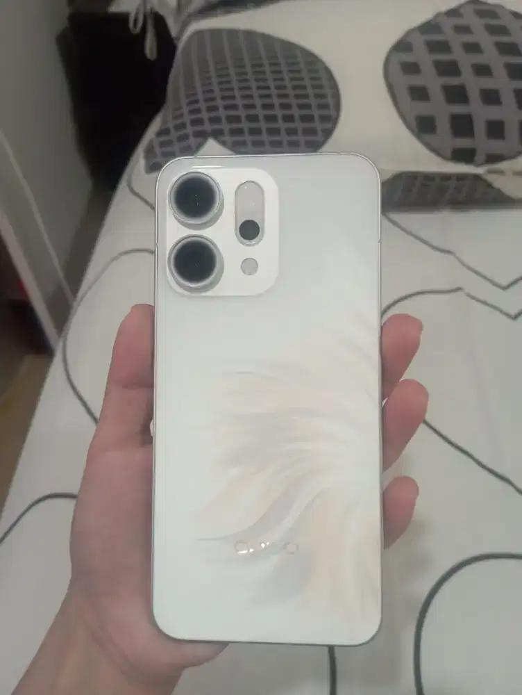 Oppo Reno 14 5G