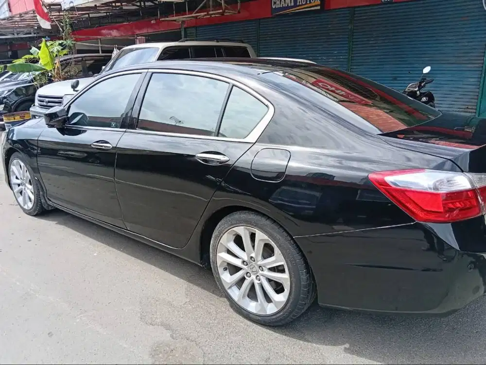Honda all new accord 2013 dijual cepat