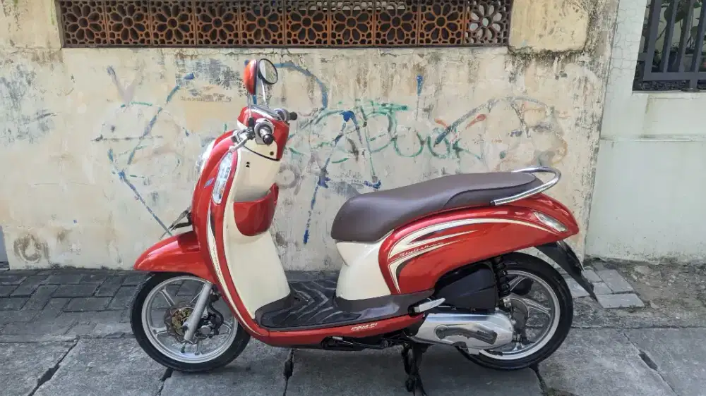 Scoopy PGM-FI 2014 Merah Maroon Mesin Sae