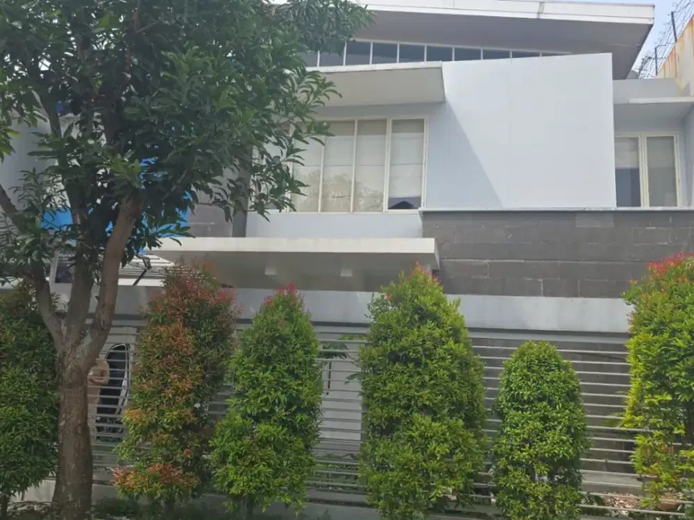 Imperial Hill Pakuwon Indah