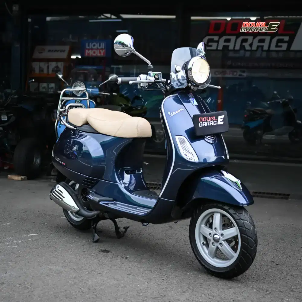 VESPA LXV 150 BIRU 2016 RARE ITEM