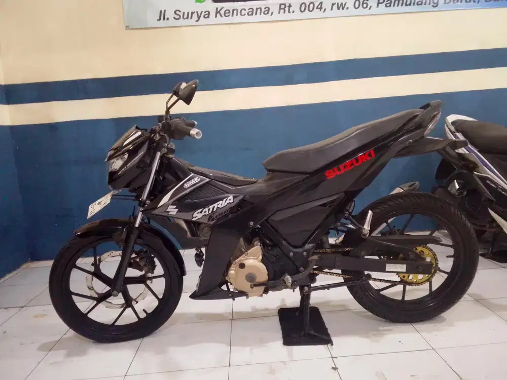 Satria fu injeksi 150cc ss lengkap