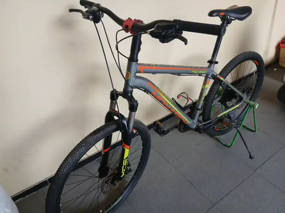 Dijual sepeda bekas Polygon monarch 2020