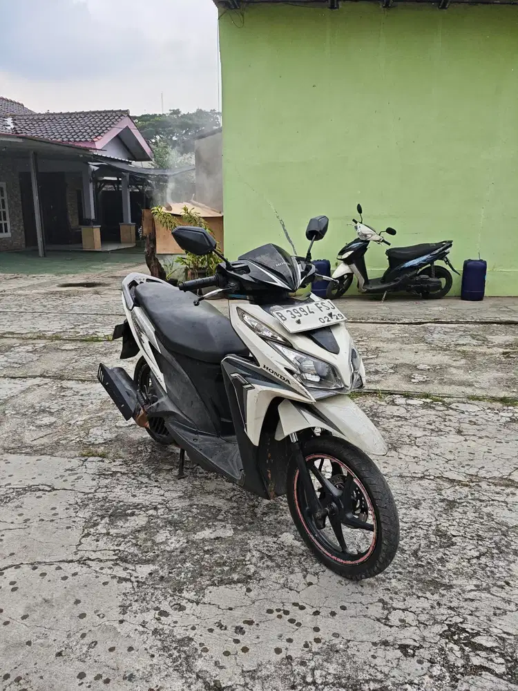 •dijual Vario kzr 125cc 2014 standart