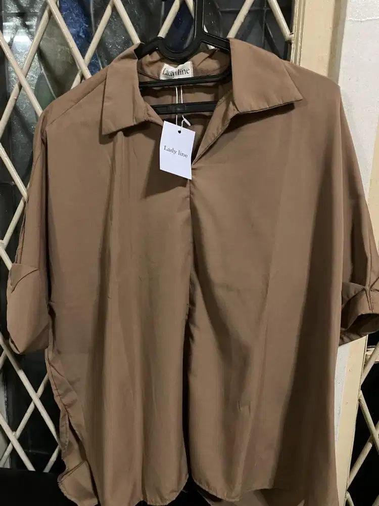 Atasan Wanita Kekinian