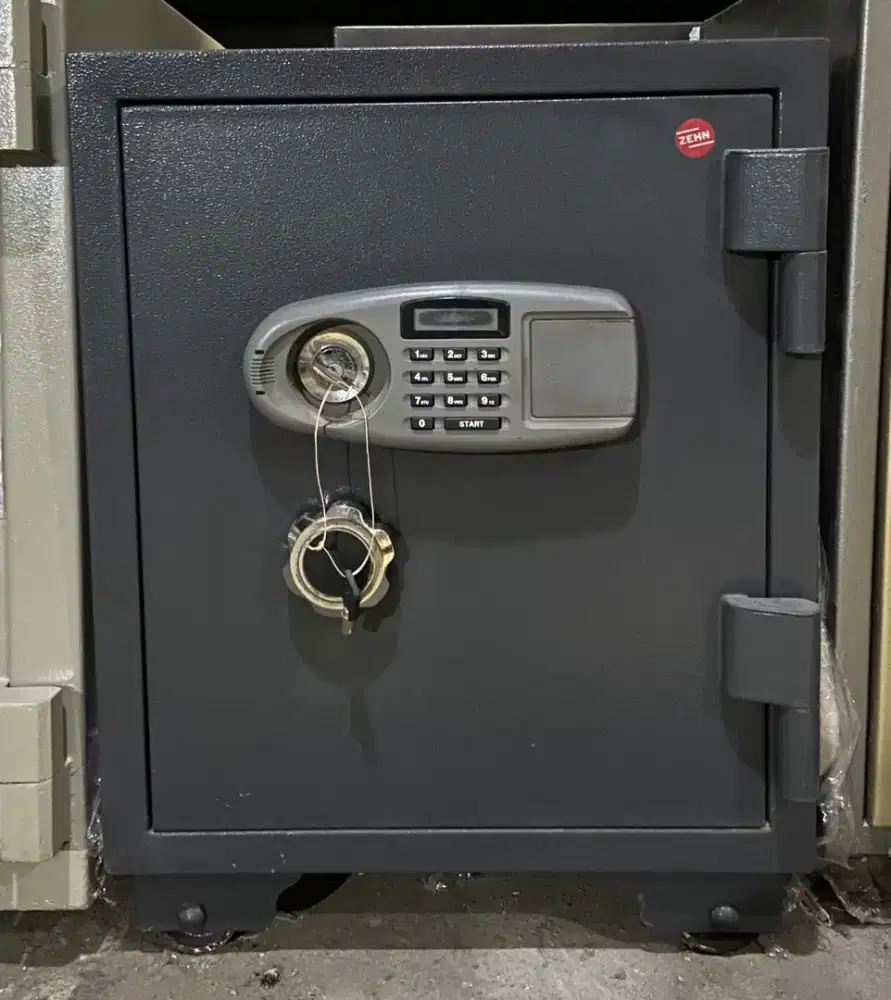 BRANKAS DIGITAL ZEHN REKONDISI brangkas tahan api safety box