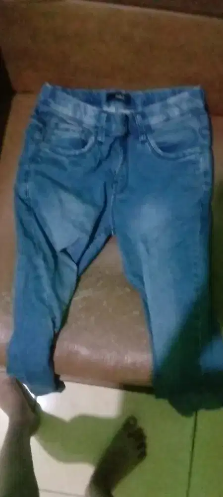 Celana wanita layak pakai