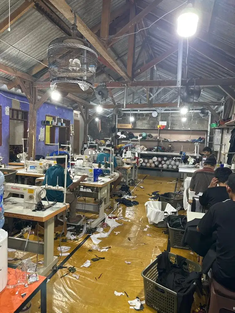 DIBUTUHKAN CEPAT OPERATOR MESIN LUBANG KANCING