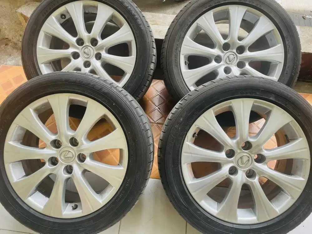 Velg OEM Lexus Ring 17 + Ban Dunlop