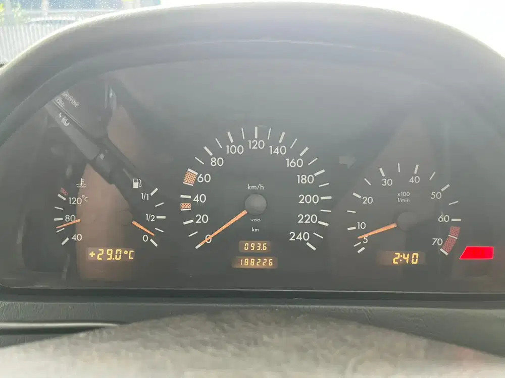 Mercedes-Benz C200 1997 Bensin