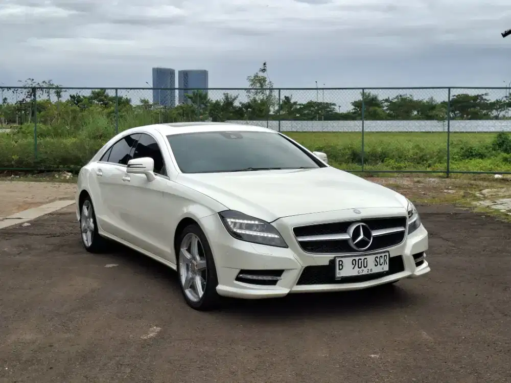 (km 47rb)Mercy CLS 350 AMG Line. 2013. Putih. Perfect cond