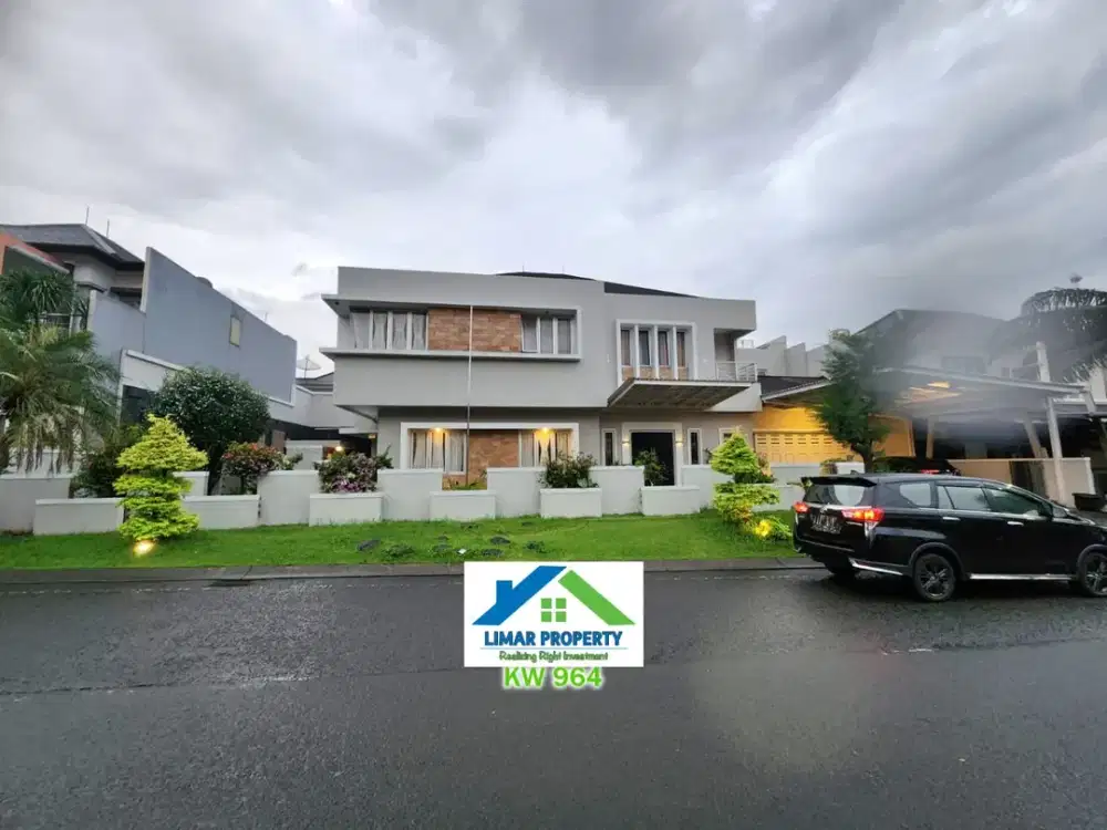 Rumah Mewah dengan Private Pool, Lokasi Cozy Kota Wisata Cibubur