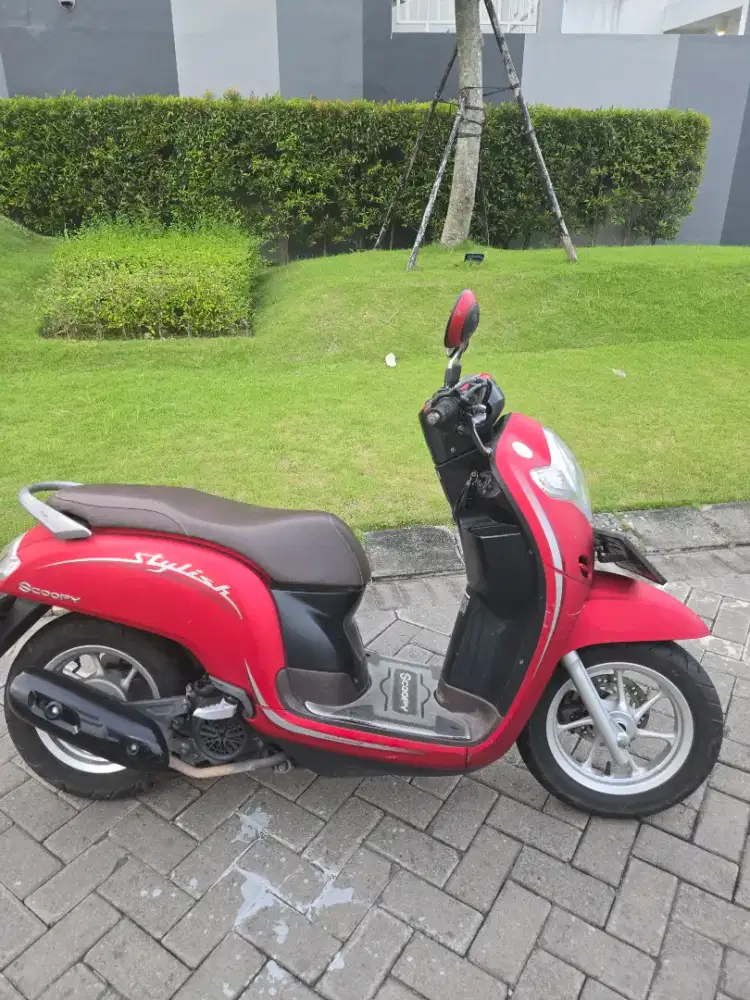 Honda Scoopy 2019 merah doff