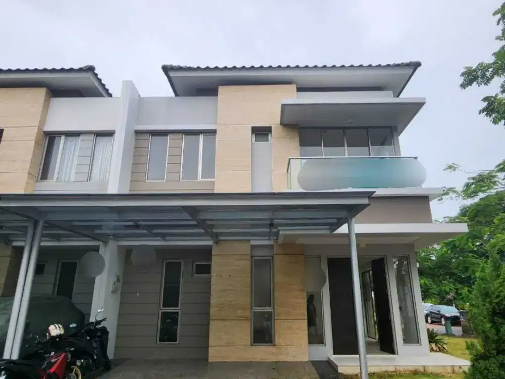 Sewa rumah Golf Island 8x12.5 hoek ada kitchen set+lemari