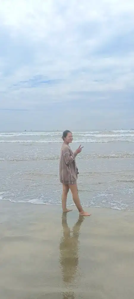 Mencari pekerjaan freelance atau yg masuk jam 4 sore pulang malam