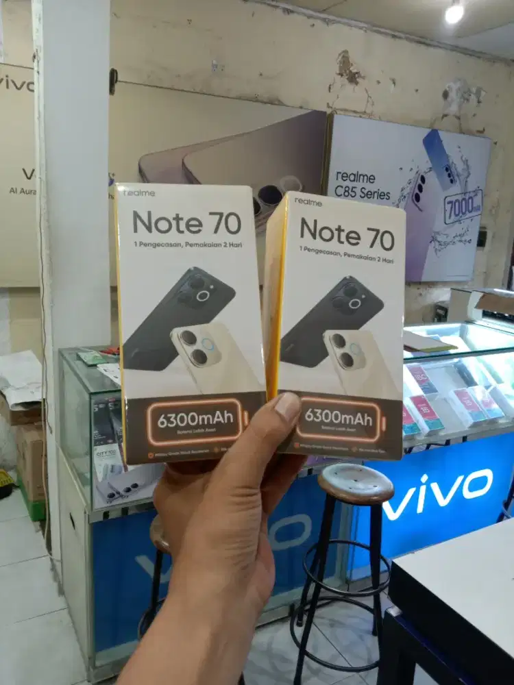 Berminat silahkan WA Realme Note 70 4+4/128 Garansi resmi 1thn