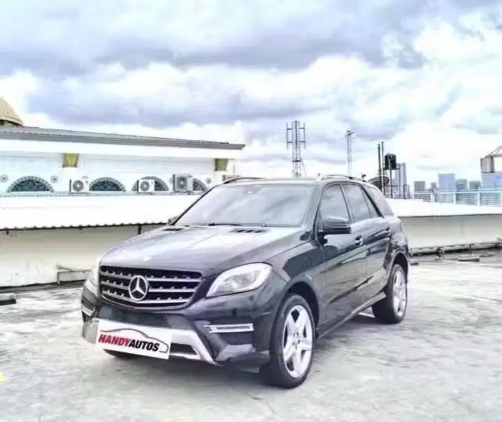 Mercedes Benz ML400 AMG Tahun 2014 Automatic Hitam Metalik
