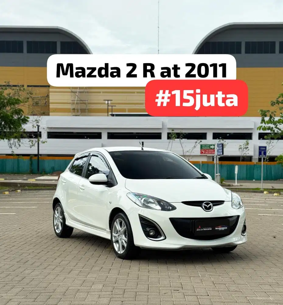 Mazda 2 R at 2011 putih #15juta