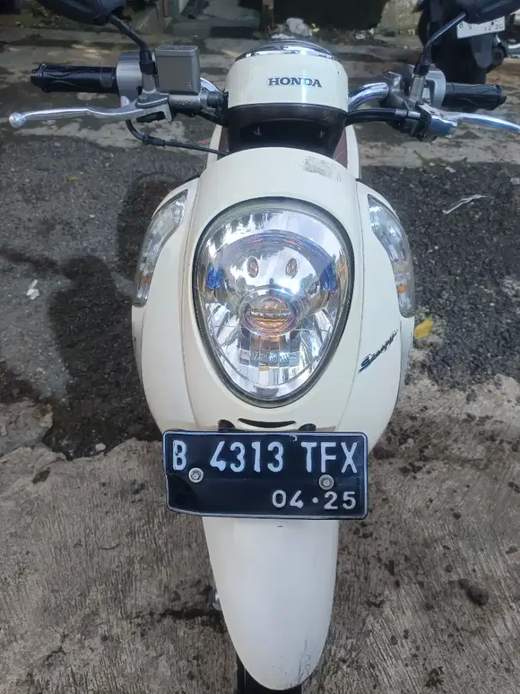 Dijual honda scoopy fi tahun 2013 B DKI Jakarta Selatan