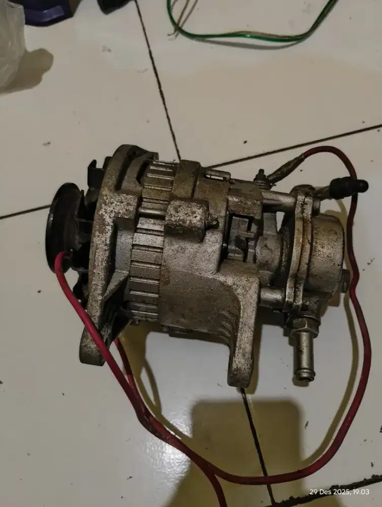 Dinamo mobil bekas terasa baru