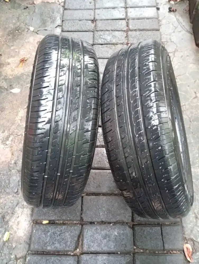 Ban Mobil ring 14  Gt radial champiro eco