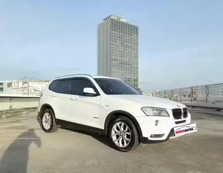 BMW X3 Xline Panoramik Bensin Tahun 2013 Automatic Putih Metalik