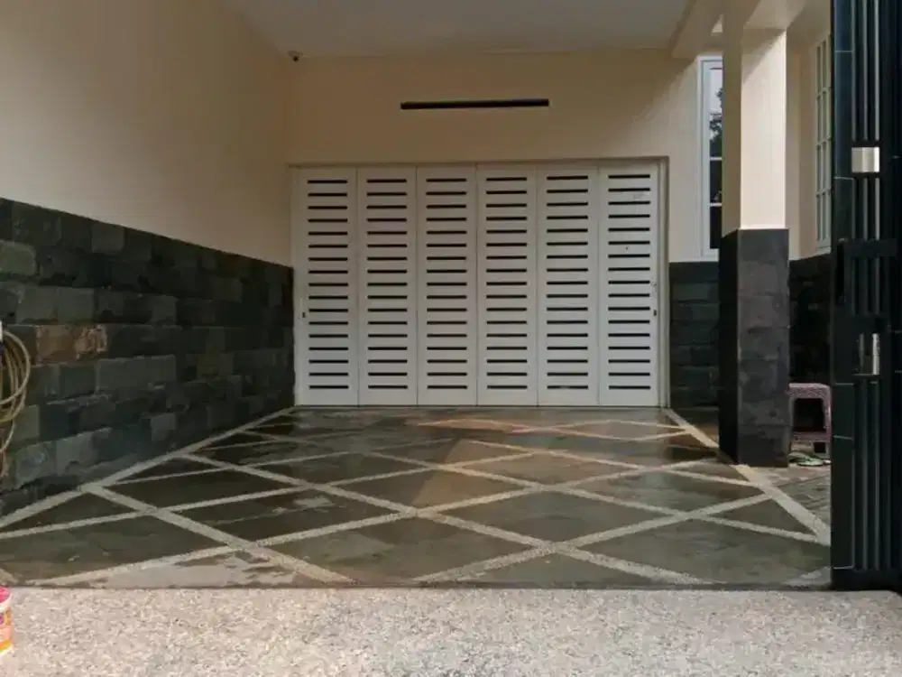 Rumah  di jual siap huni ,di komplek pertamina Bintaro pd Rnji, bbs banjir, dekat setasiun pondok Ranji, dekat bintaro jaya sektor 2