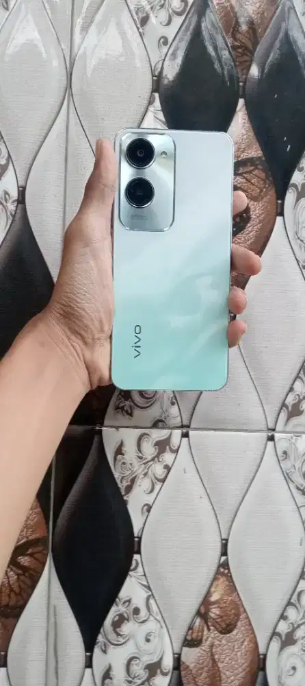 vivo y18 ram 4+4/64 nominus hp aja