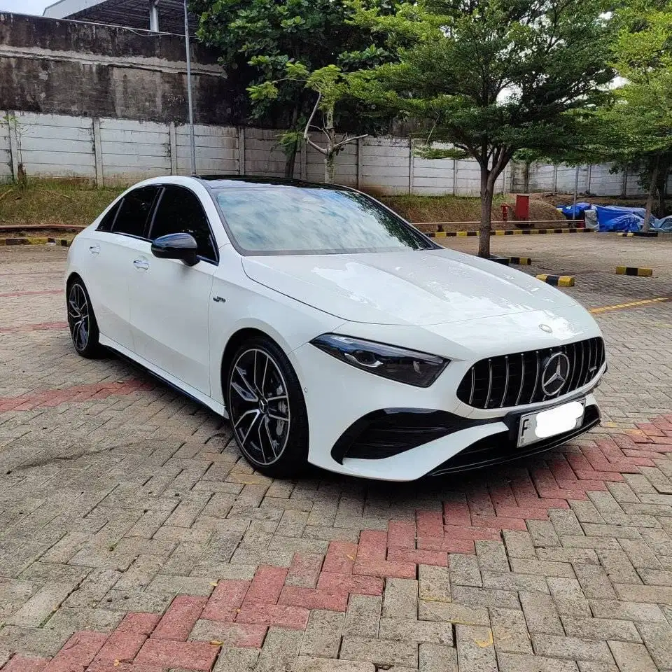 2023 Pemakaian 2024 Mercedes Benz A35 AMG Sedan ATPM A-Class Antik