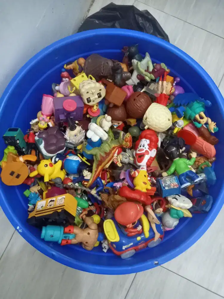 Mainan mcd action pigir anime dll