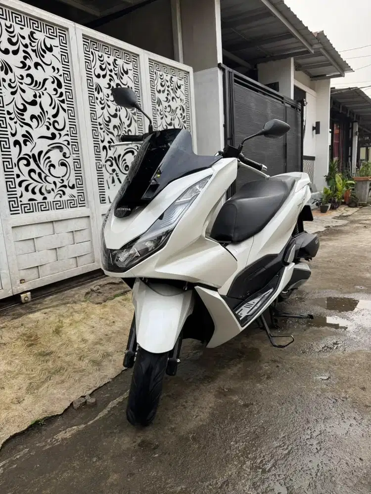*DIJUAL MOTOR PRIBADI - HONDA PCX 160 CBS 2022 (OKTOBER)*