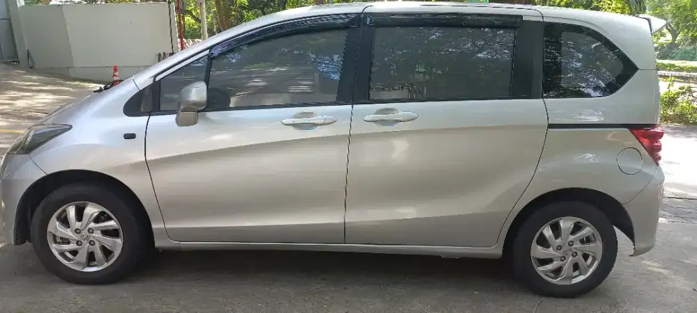 Jual mobil kesayangan