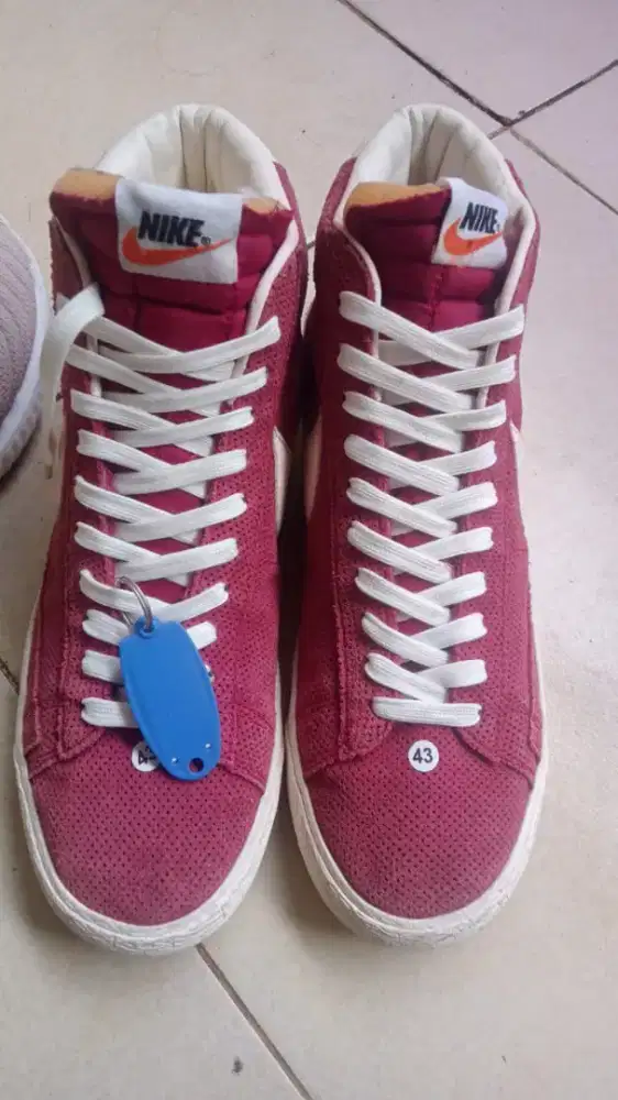 dijual aepatu adidas