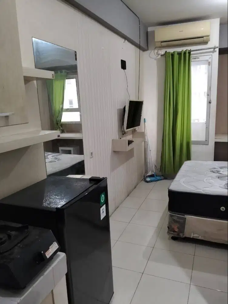 DISEWAKAN APARTEMEN PUNCAK KERTAJAYA TOWER B LANTAI 9 CORNER - FURNISH