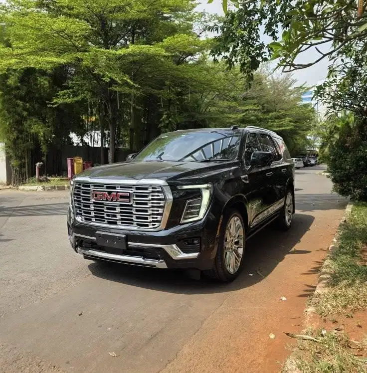 2025 GMC Yukon Denali Ultimate Righ Hand Drive SUV