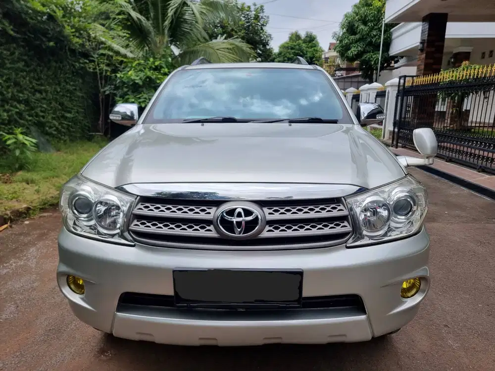 FORTUNER G DIESEL MANUAL 2010 2009 PRIBADI KM LOW ORISINIL MULUS BAGUS